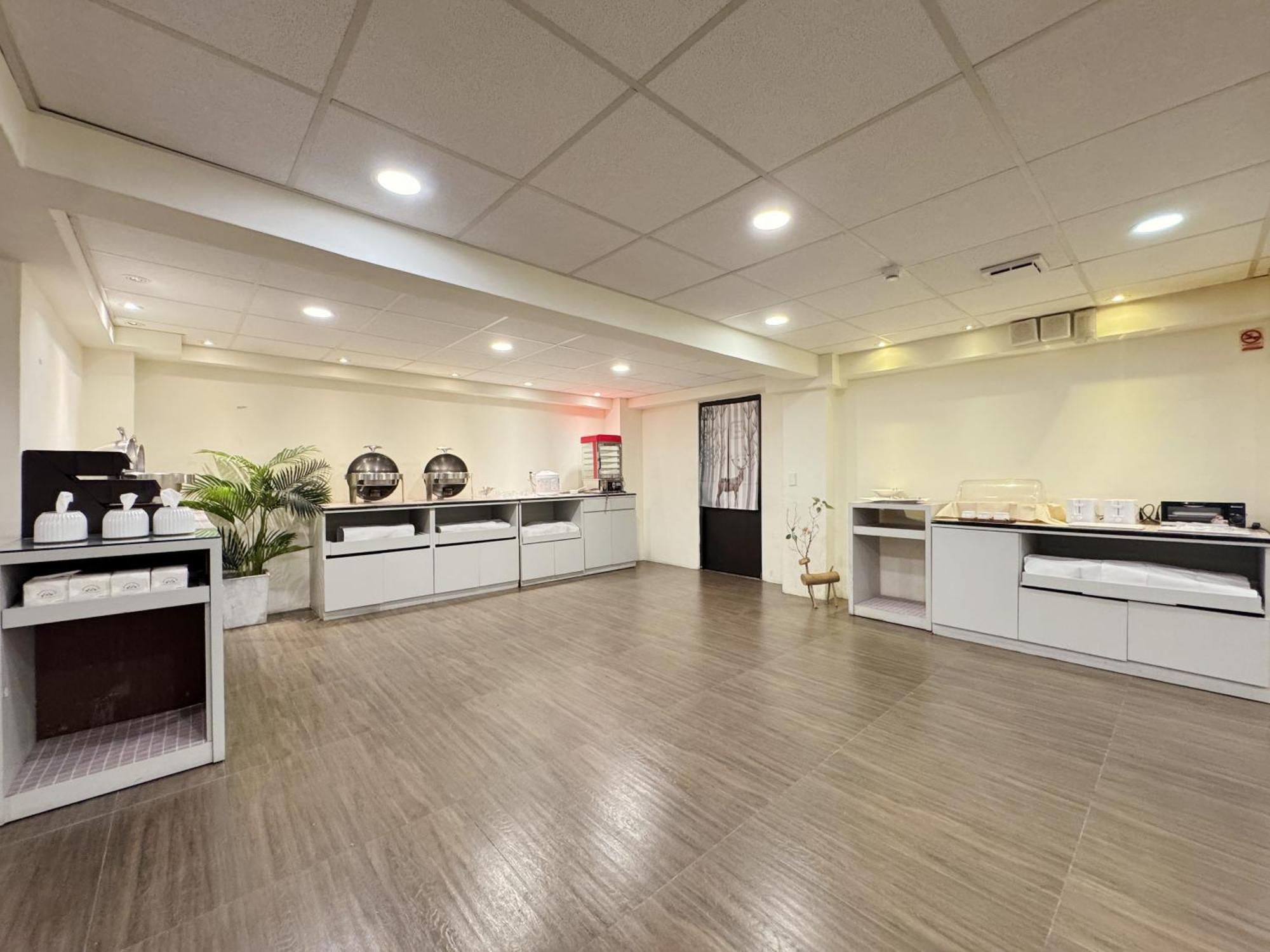 Finders Hotel Hualien Wen Hua Екстер'єр фото