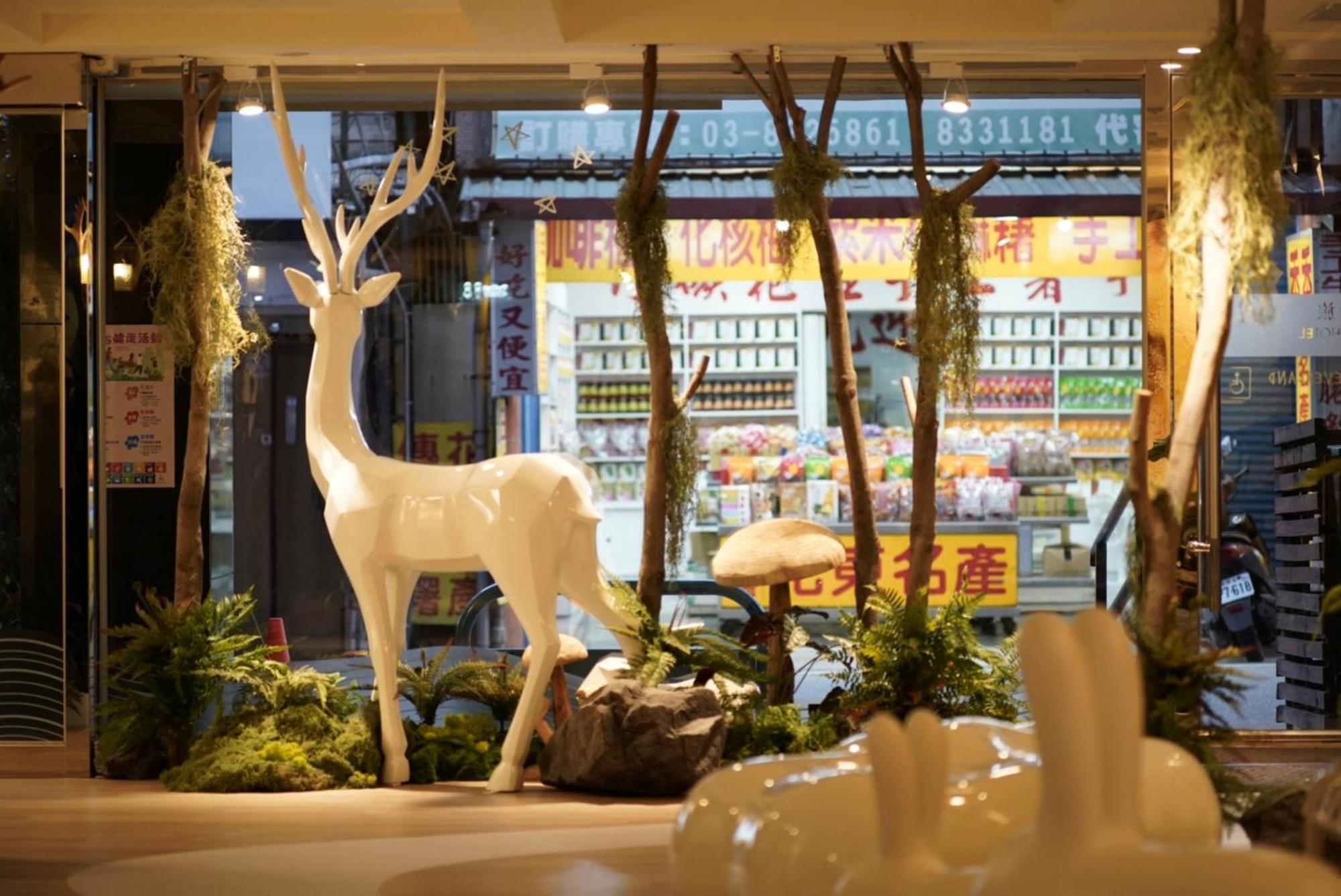 Finders Hotel Hualien Wen Hua Екстер'єр фото